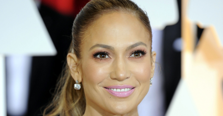 Jennifer Lopez reveals why she hasn't started planning her wedding