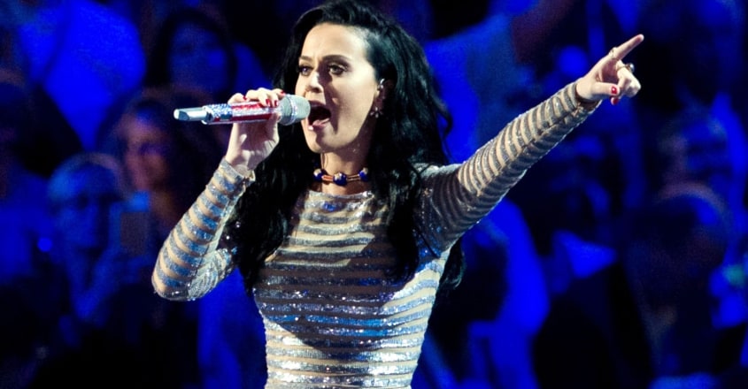 Katy Perry planning 'small' wedding with new beau Orlando Bloom Katy Perry planning 'small' wedding with new beau Orlando Bloom