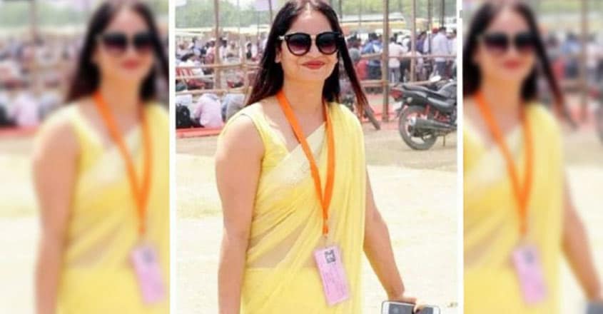 poll-officer-internet-sensation poll-officer-internet-sensation