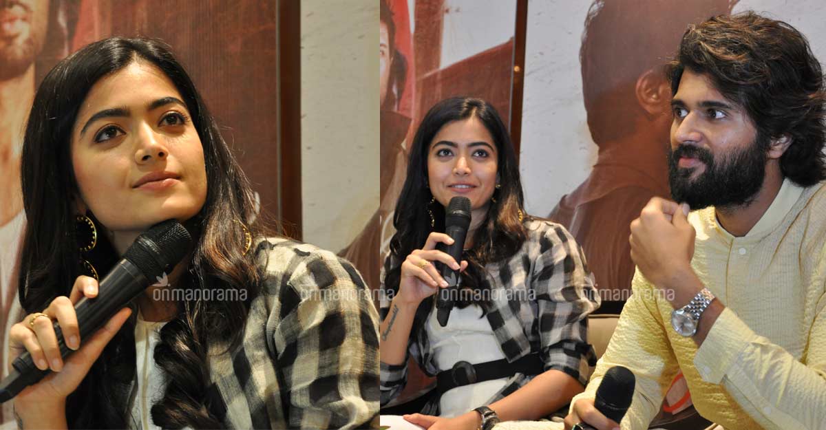 rashmika-vijay-at-kochi