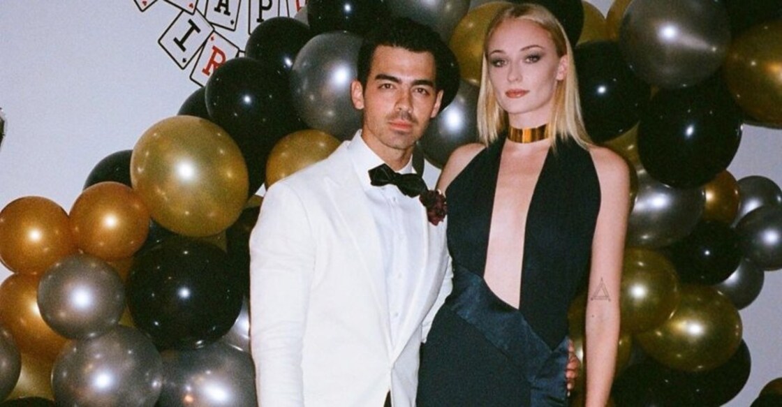 It's a Bond-themed party for Joe Jonas' 30th b'day! It's a Bond-themed party for Joe Jonas' 30th b'day!