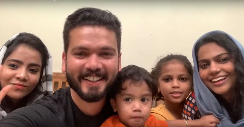 basheer-bashi-and-family-live basheer-bashi-and-family-live