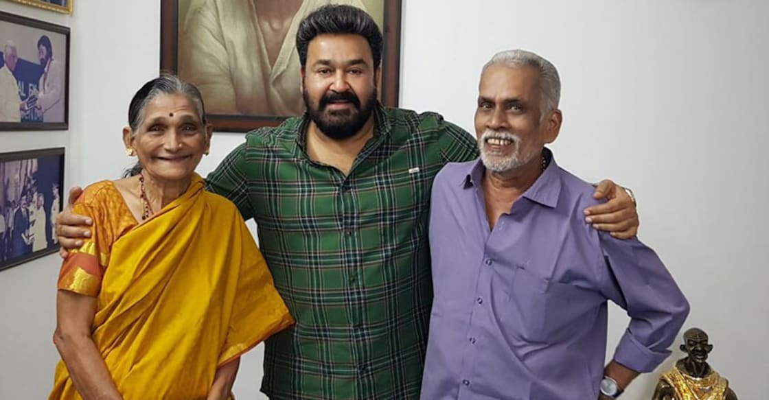 mohanlal-tea-shop-couple