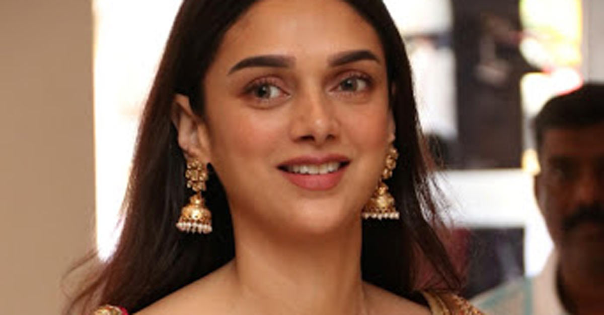 aditi-rao-hydari-2 aditi-rao-hydari-2
