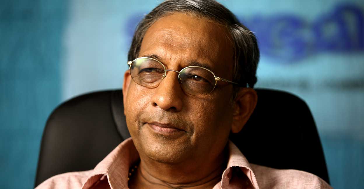 Nedumudi Venu Nedumudi Venu in movie 'Arjunan Sakshi'.