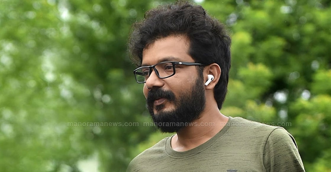 sreenath-bhasi-1-