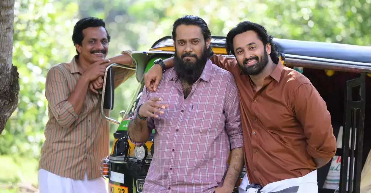 Bala in the sets of 'Shafeekkinte Santhosham' with Unni Mukundan