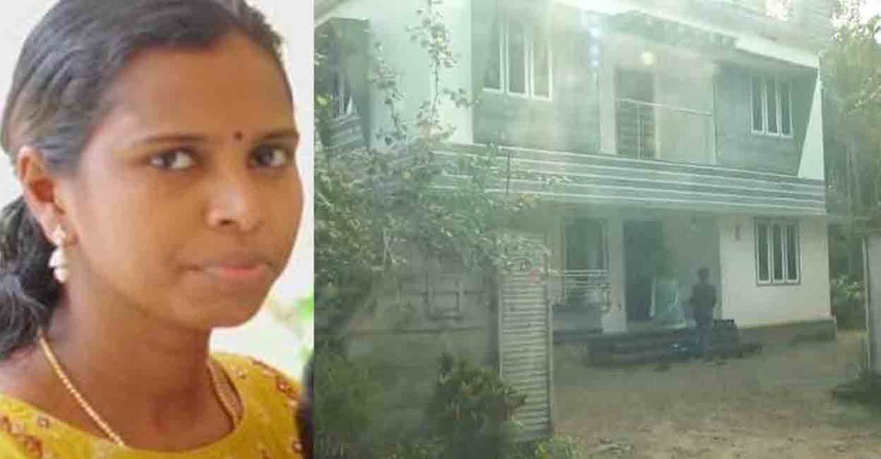 Nisha Ullas Pandalam's wife was found hanging in the house.
