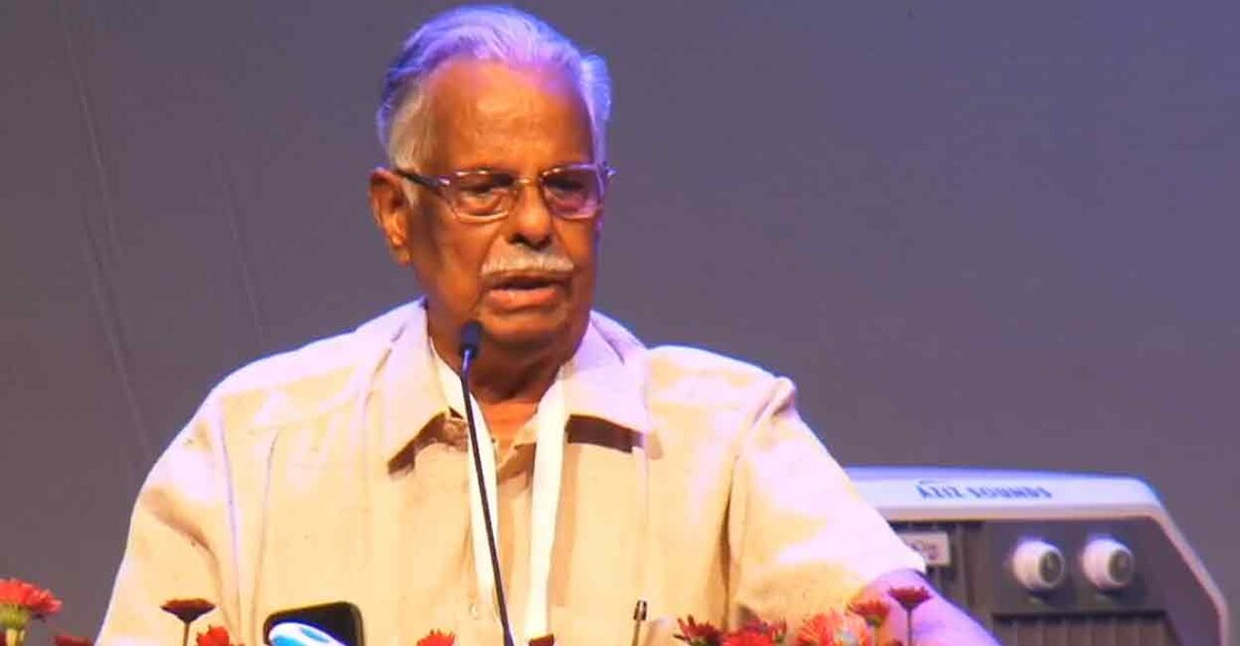 Writer T Padmanabhan during the closing ceremony of the IFFK in Thiruvananthapuram on Friday. Photo: Screengrab