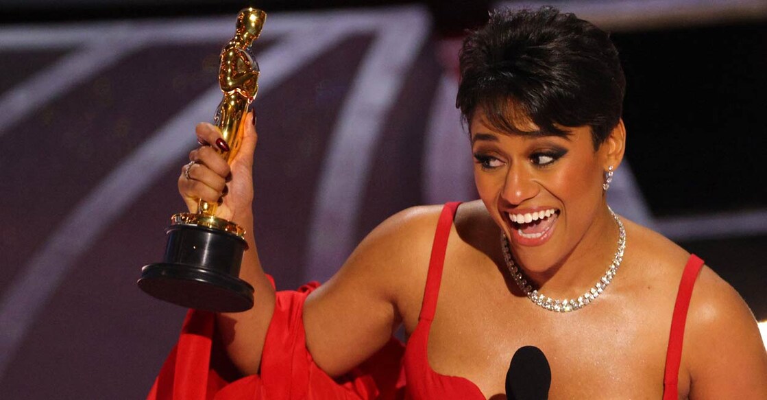 Ariana DeBose accepts the Oscar for Best Supporting Actress for her role in "West Side Story" at the 94th Academy Awards in Hollywood, Los Angeles, California, U.S. REUTERS/Brian Snyder