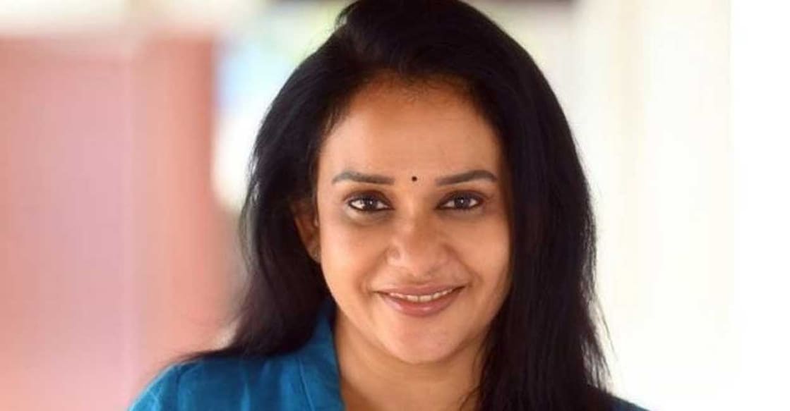 actress-mala-parvathy Maala Parvathi