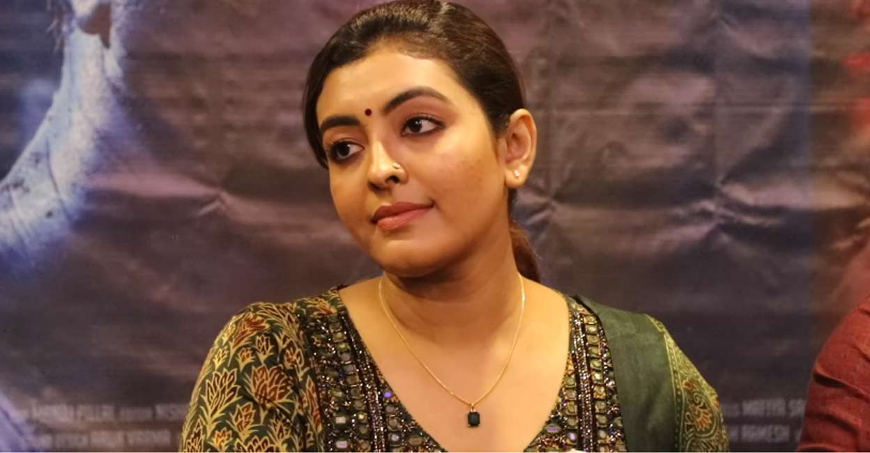 Durga Krishna who starred opposite Dhyan Sreenivasan in 'Udal' recently. Photo:Manoramaonline