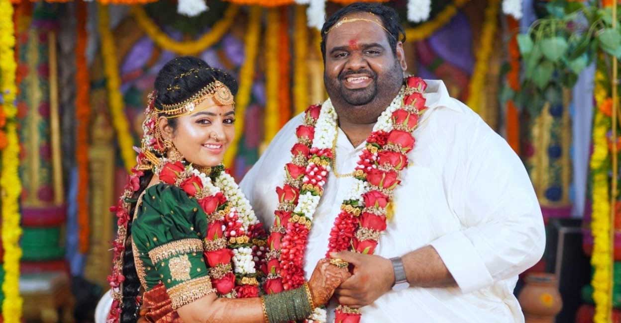 Producer Ravindar Chandrasekaran, actress Mahalakshmi tie the knot ...