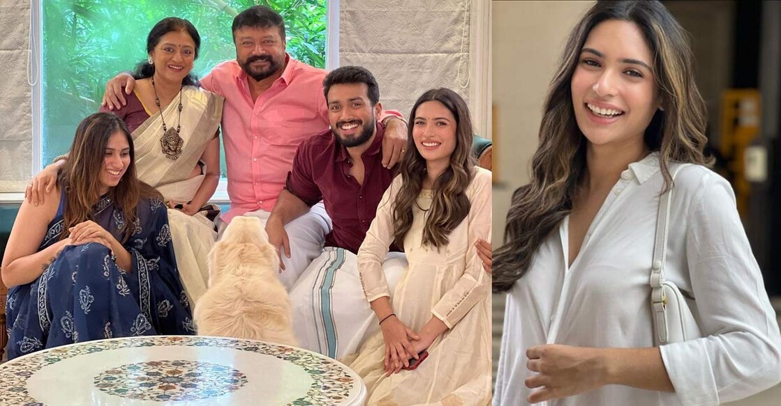 Tarini Kalingarayar was seated next to Kalidas in the family pic. Photo: tarini.kalingarayar | Instagram