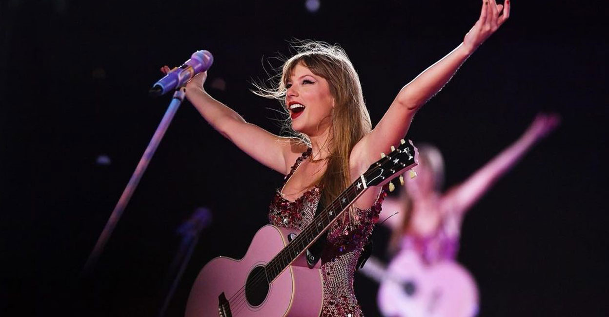 taylor swift: Taylor Swift's health scare? Swifties worry as singer battles  coughing fit during Singapore concert - The Economic Times