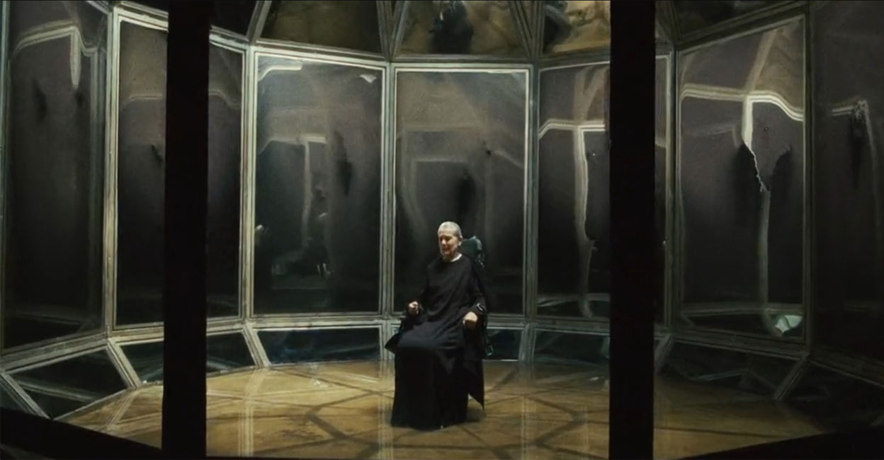 Mirrors poster. Photo: IMDb