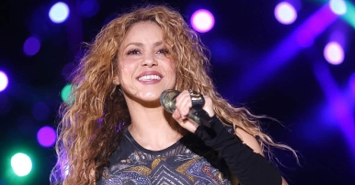 Shakira resuelve su caso fiscal y critica a las autoridades españolas