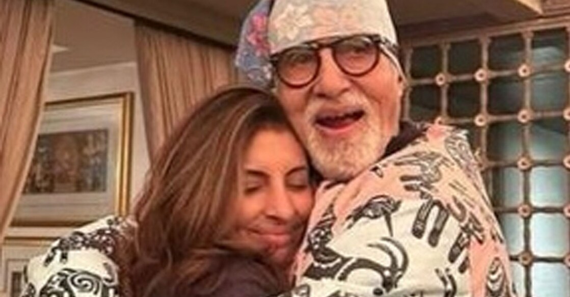 Shweta and Amitabh Bachchan. Photo: IANS