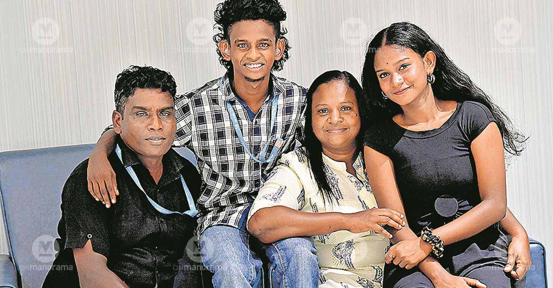 Roshan S Lenin with parents and sister. Photo: Manorama
