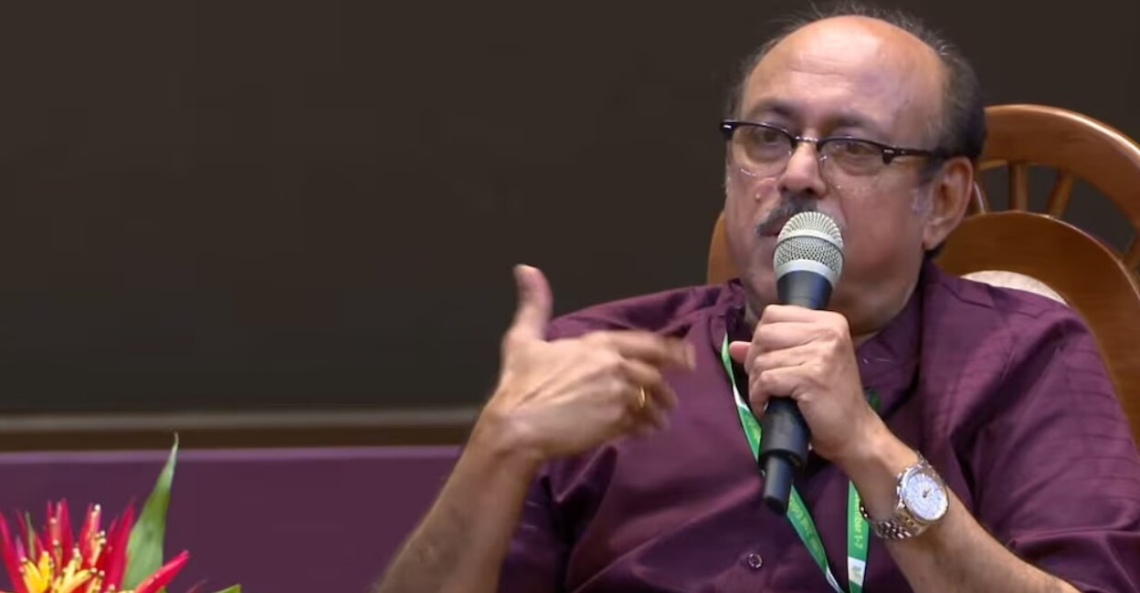 Suresh Kumar was speaking with director Kamal and actor Maniyanpilla Raju on the subject of "Malayalam cinema of the 80s" at an event held recently. Photo | YouTube (@SabhaTV-KLA)