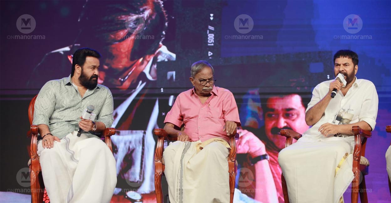 Actors Mammootty and Mohanlal interacted with M T Vasudevan Nair during a special session held at the 'MT Kalam-Navathi Vandanam' event. Photo: Manorama
