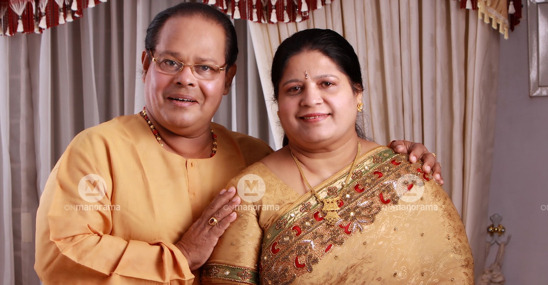Actor Innocent and wife Alice. Photo: Manorama