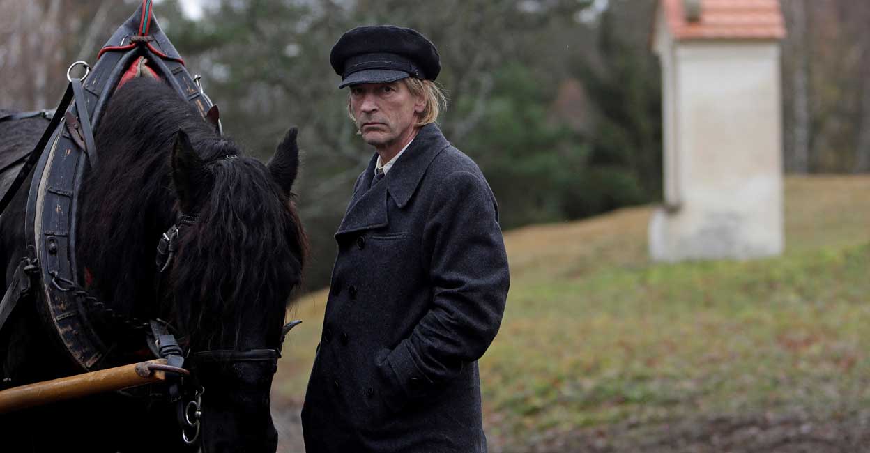 PEOPLE-JULIAN-SANDS Cast member Julian Sands takes part in the filming of a scene for the movie "Painted Bird" near the village of Boletice, Czech Republic November 12, 2017. File Photo: REUTERS/David W Cerny