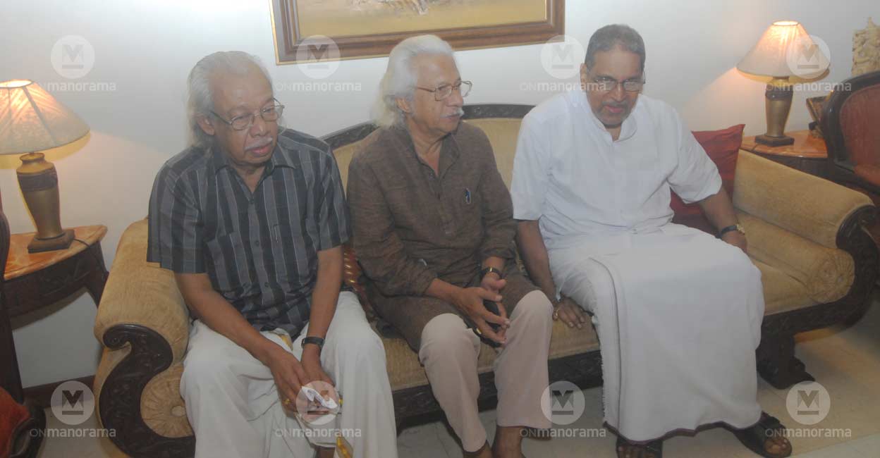 kakkanadan-adoor-ravi-c