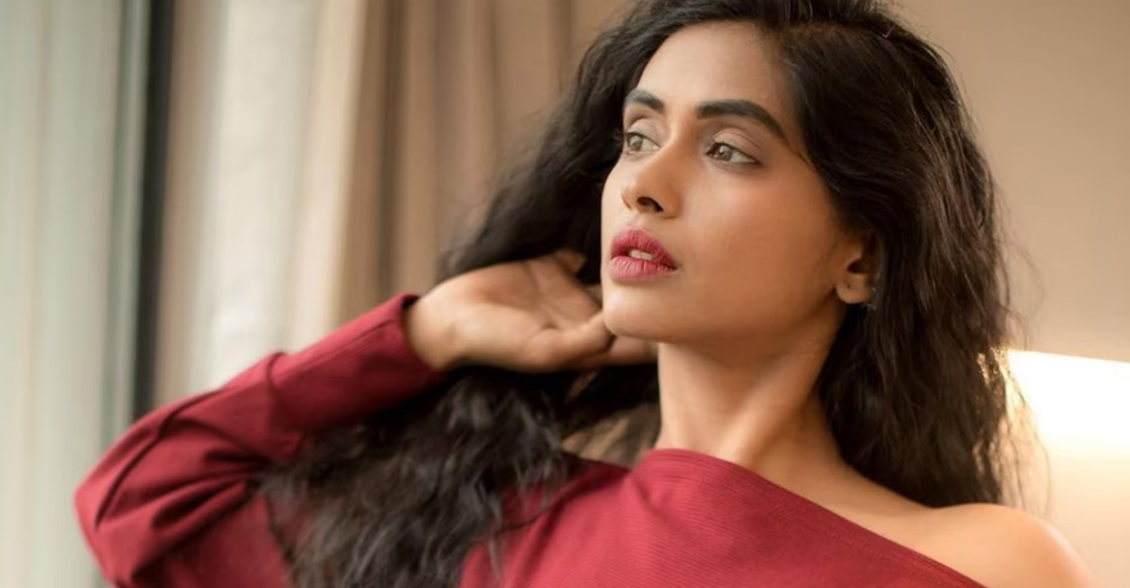 She was told that Customs officials have seized the parcel | Photo (anjalipatilofficial)