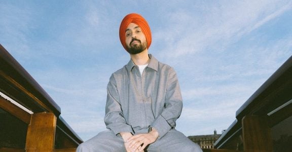 Rules for everyone: Netizens call out hypocrisy after Diljit Dosanjh's gurudwara visit