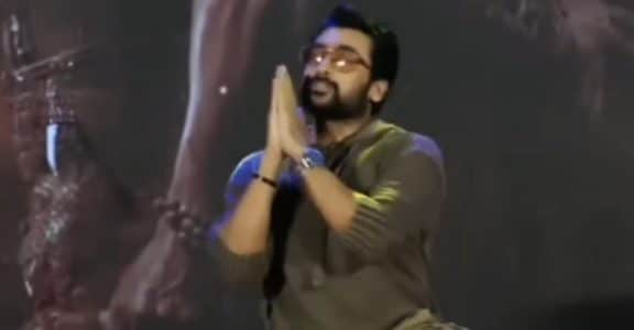 Awestruck by turnout, Suriya kneels before fans in Kochi during 'Kanguva' promotions