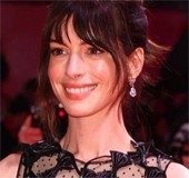 Anne Hathaway reveals she was told she had zero sex appeal, but refused to believe it