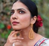 Malavika Mohanan gives fitting reply to troll who asked her to go to acting class