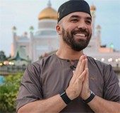 Latest pic of Vlogger Khalid Al Ameri, actor Sunaina fuels marriage speculations