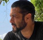 Salman Khan flaunts new hairdo in latest pic on Instagram