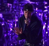 Justin Bieber departs India after Anant Ambani's sangeet performance, snubs paparazzi requests