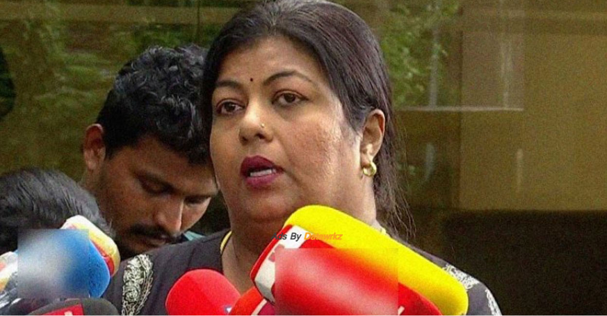Thilakan's daughter Sonia spoke to media on Tuesday. Photo: Manorama News