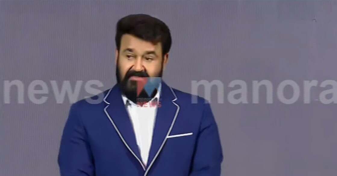 Mohanlal talking to the media. Photo: Screengrab/Manorama News