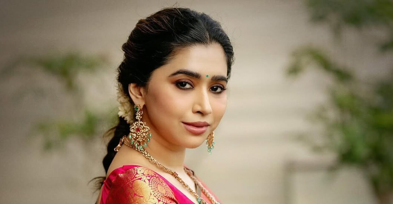 We’re walking through fire together: Aarti Ravi pens tribute to her ...