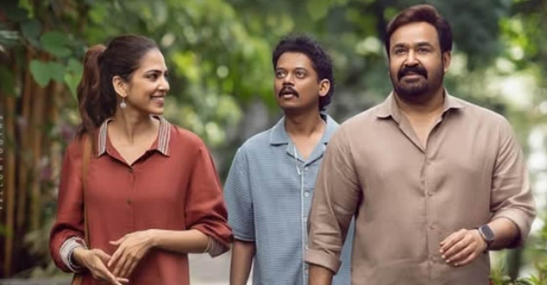 malavika-sangeeth Malavika and Sangeeth with Mohanlal. Photo: Facebook