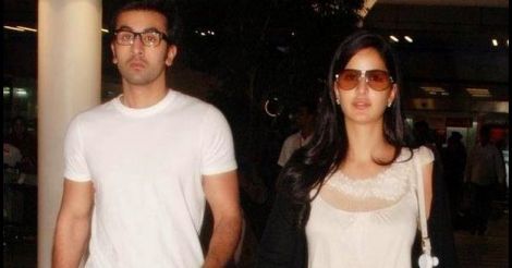 Ranbir Kapoor and Katrina Kaif spotted kissing