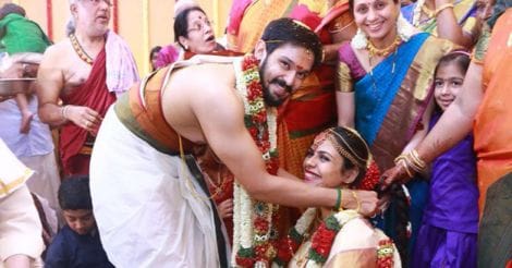 Actor Nakul weds Sruti Bhaskar