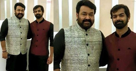 Mohanlal's pic with son Pranav goes viral