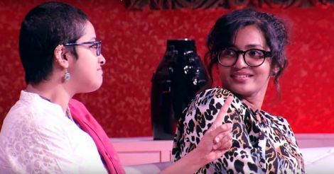 'Charlie' girls Parvathy, Aparna in 'Onnum Onnum Moonu'