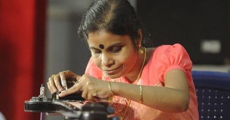 Vaikom Vijalakshmi to get eyesight 