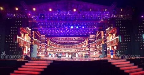 Stars dazzle at 'AMMA Mazhavil' gala