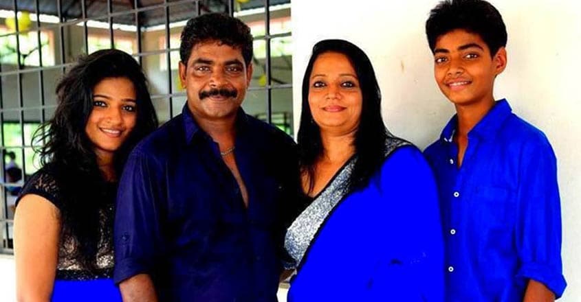 producer antony perumbavoor family producer antony perumbavoor family