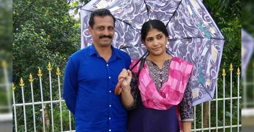 How Anu Sithara's father snatched a cameo in 'Subharathri' right under her nose How Anu Sithara's father snatched a cameo in 'Subharathri' right under her nose