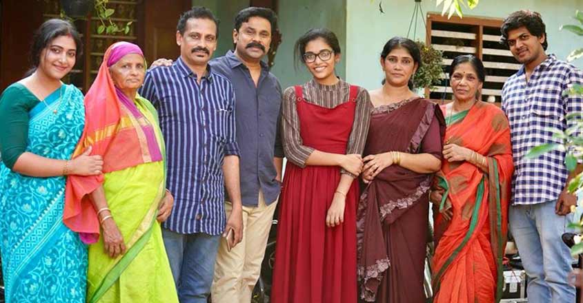 How Anu Sithara's father snatched a cameo in 'Subharathri' right under her nose