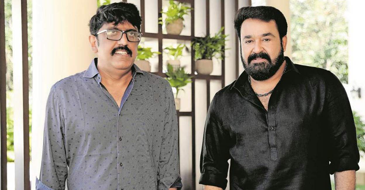 B Unnikrishnan (L) and Mohanlal